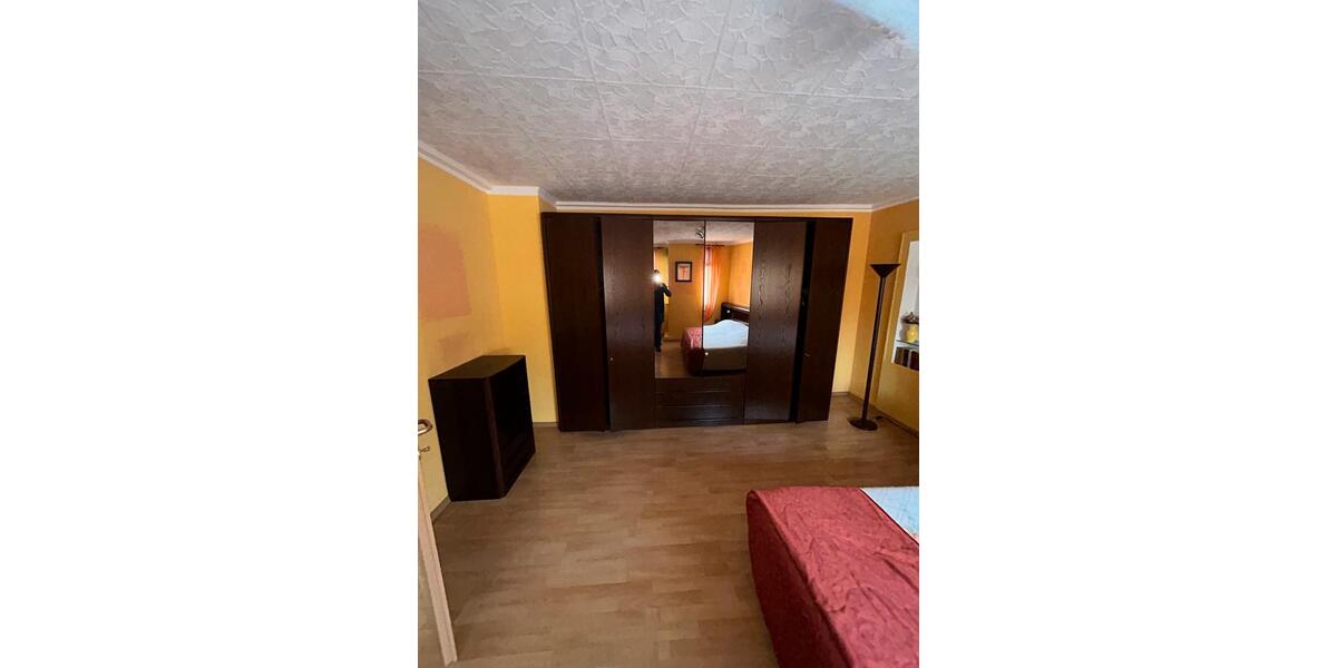 Einfamilienhaus Albstadt Gemarkung Onstmettingen - 5 Zimmer, 180 m&sup2;, 1.600&euro; | Angebot:26526993