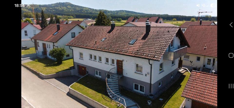 Wohnen auf Zeit Bisingen - 7 Zimmer, 235 m&sup2;, 350&euro; | Angebot:26424197