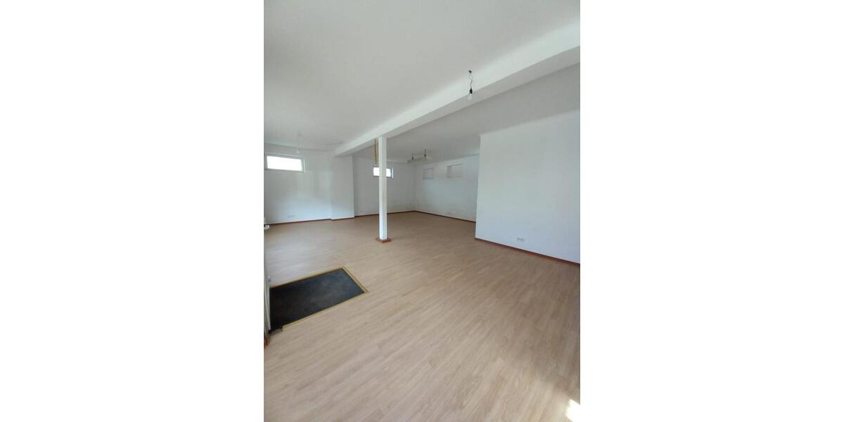 Erdgeschoßwohnung Oberthal - 1 Zimmer, 70 m&sup2;, 550&euro; | Angebot:26292780