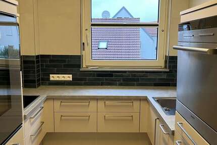 Wohnung zum Mieten in Sindelfingen 990 € 100 m² 4 zimmer