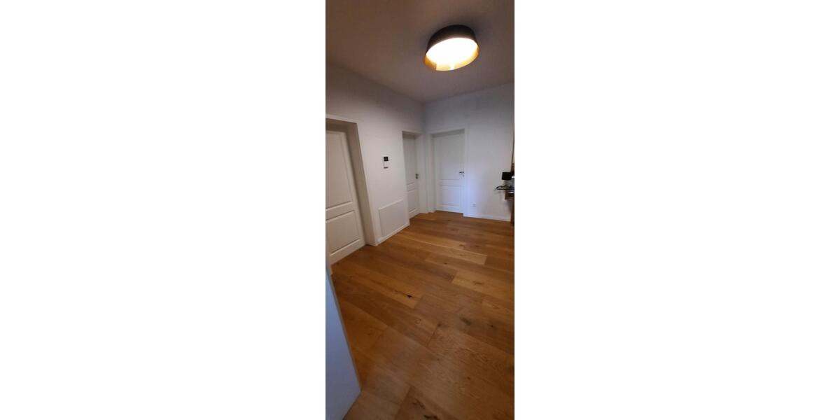 Dachgeschoßwohnung Kümmersbruck - 2.5 Zimmer, 65 m&sup2;, 1.280&euro; | Angebot:26340119