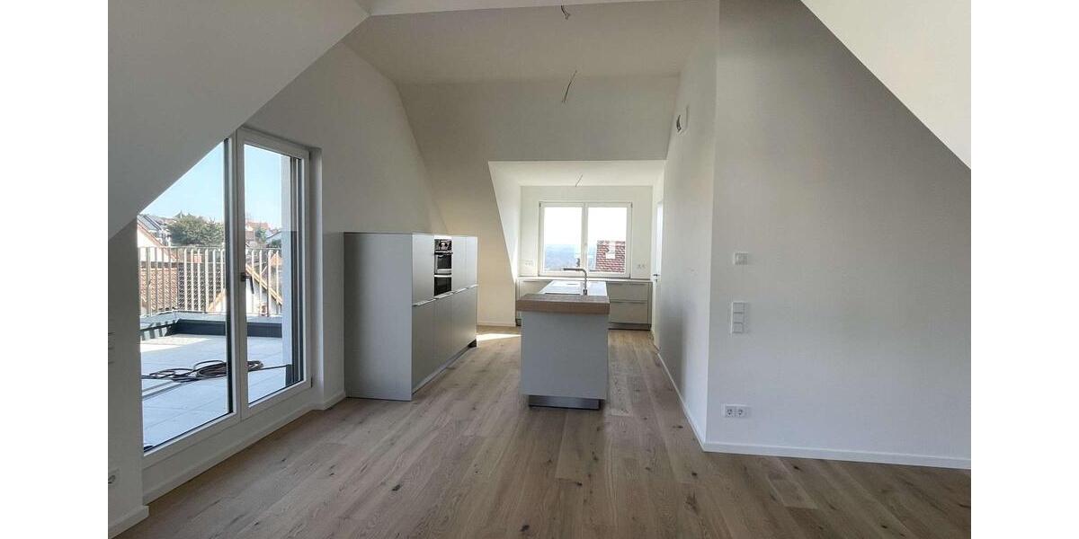 Dachgeschoßwohnung Frankfurt am Main Bergen-Enkheim - 3 Zimmer, 123 m&sup2;, 2.490&euro; | Angebot:25991775