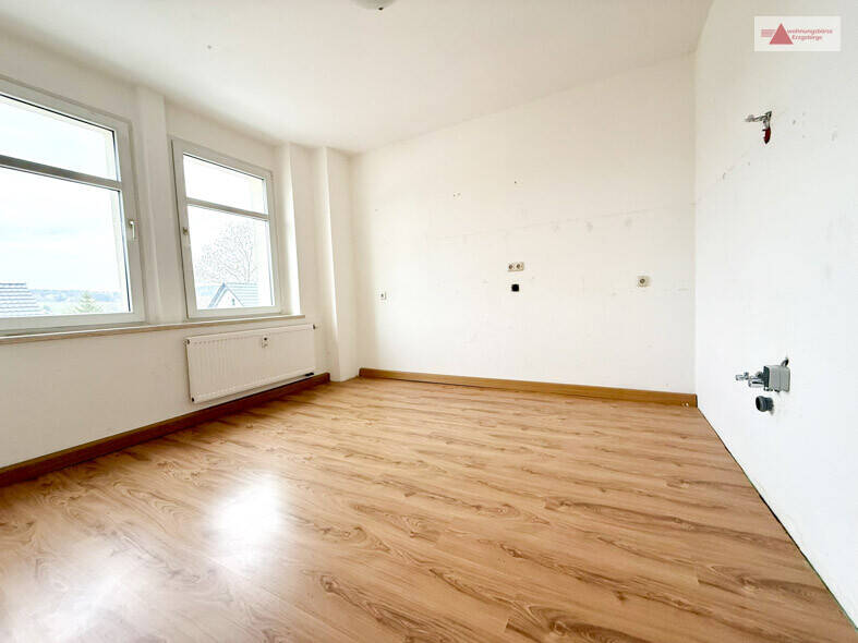 Etagenwohnung Geyer - 4 Zimmer, 92 m&sup2;, 520&euro; | Angebot:26377316