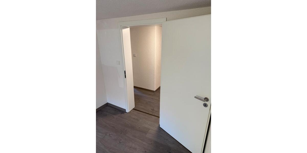 Etagenwohnung Daaden - 4 Zimmer, 90 m&sup2;, 900&euro; | Angebot:26342958