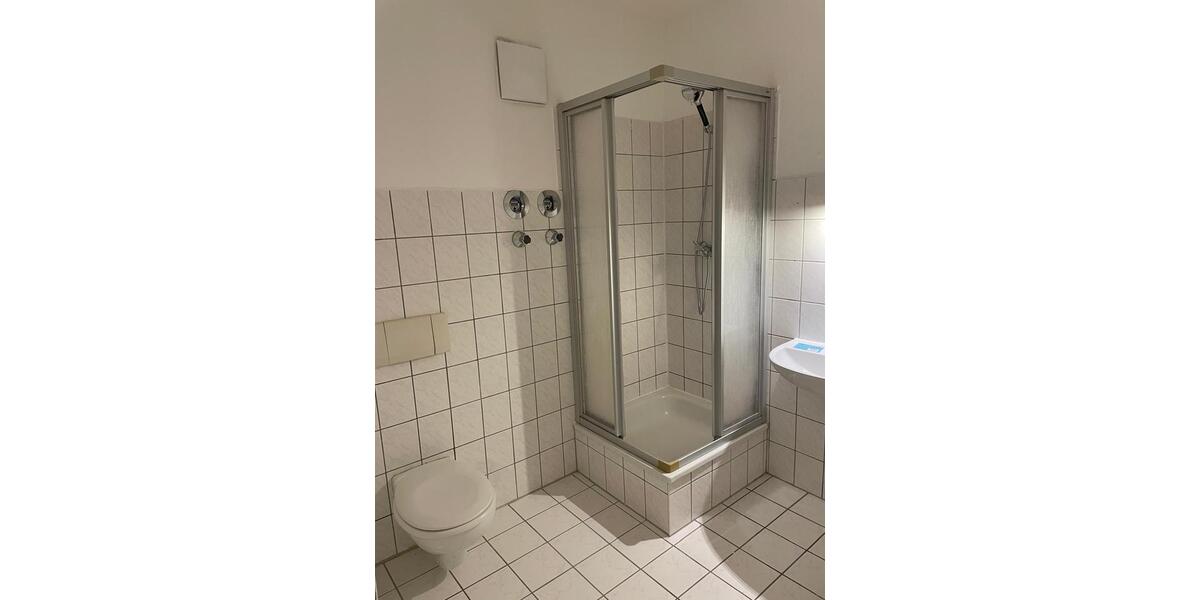 Etagenwohnung Apolda - 1 Zimmer, 38 m&sup2;, 295&euro; | Angebot:26562715