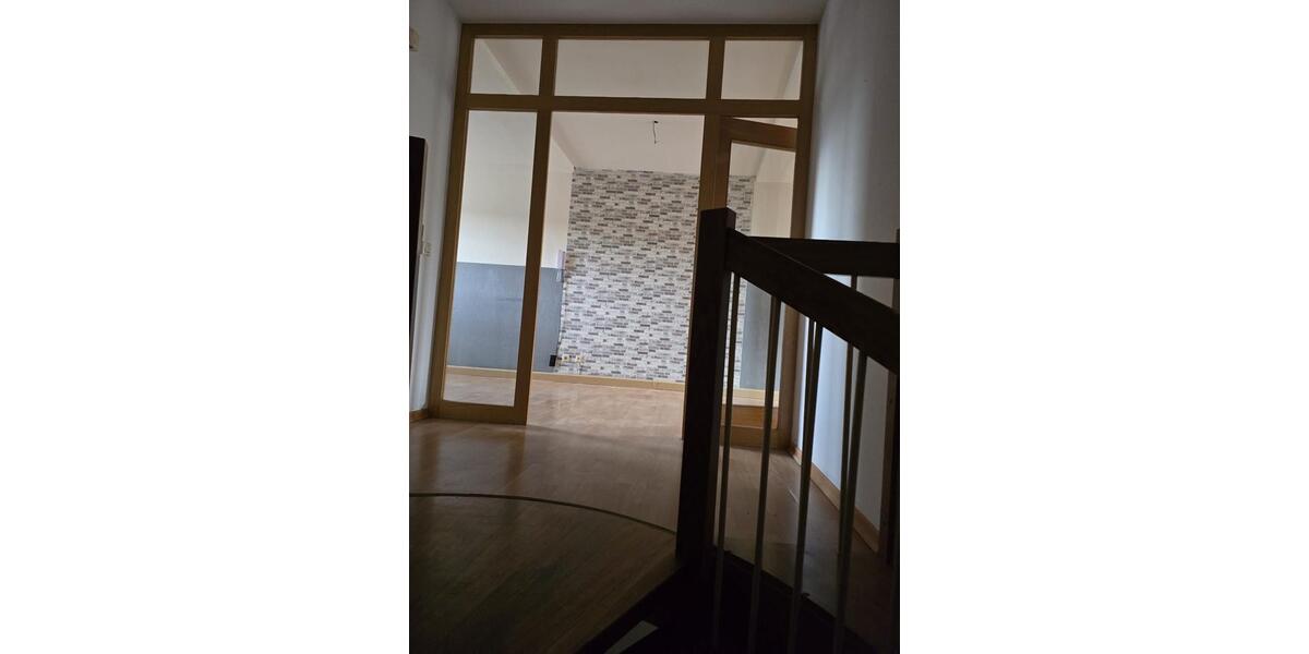 Etagenwohnung Merzig - 5 Zimmer, 140 m&sup2;, 1.100&euro; | Angebot:26591928