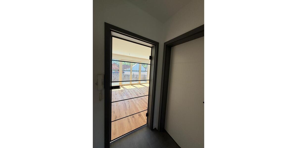 Dachgeschoßwohnung Meißner - 4 Zimmer, 97 m&sup2;, 780&euro; | Angebot:26348423