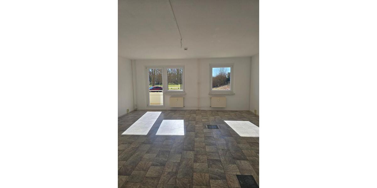 Etagenwohnung Stendal - 2 Zimmer, 70 m&sup2;, 368&euro; | Angebot:25417963