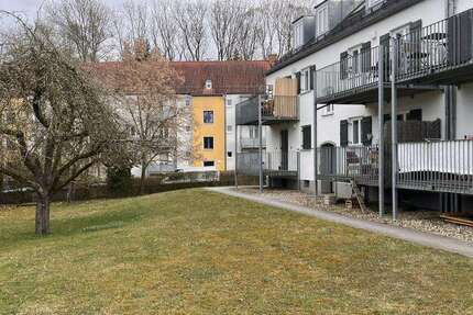 Wohnung zum Mieten in Regensburg 730 € 54.03 m² 2 zimmer
