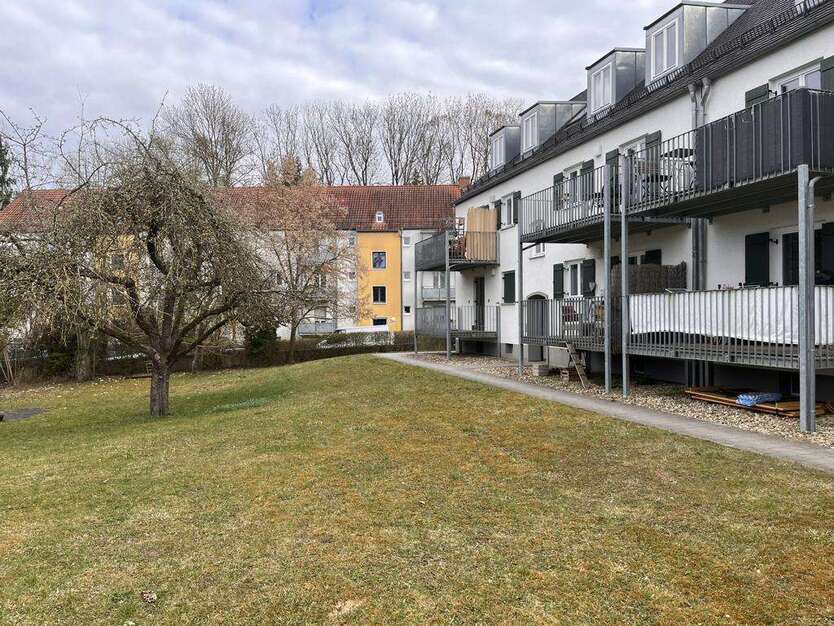 Wohnung zum Mieten in Regensburg 730 € 54.03 m² 2 zimmer