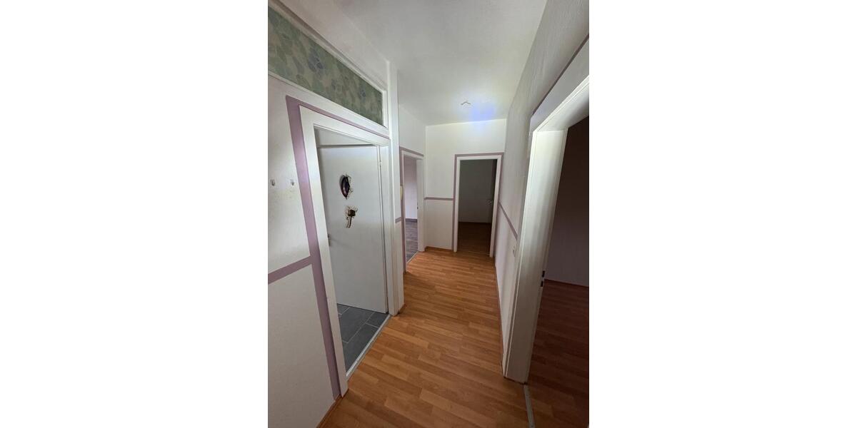 Dachgeschoßwohnung Sulzbach (Saar) - 2 Zimmer, 50 m&sup2;, 360&euro; | Angebot:24892517