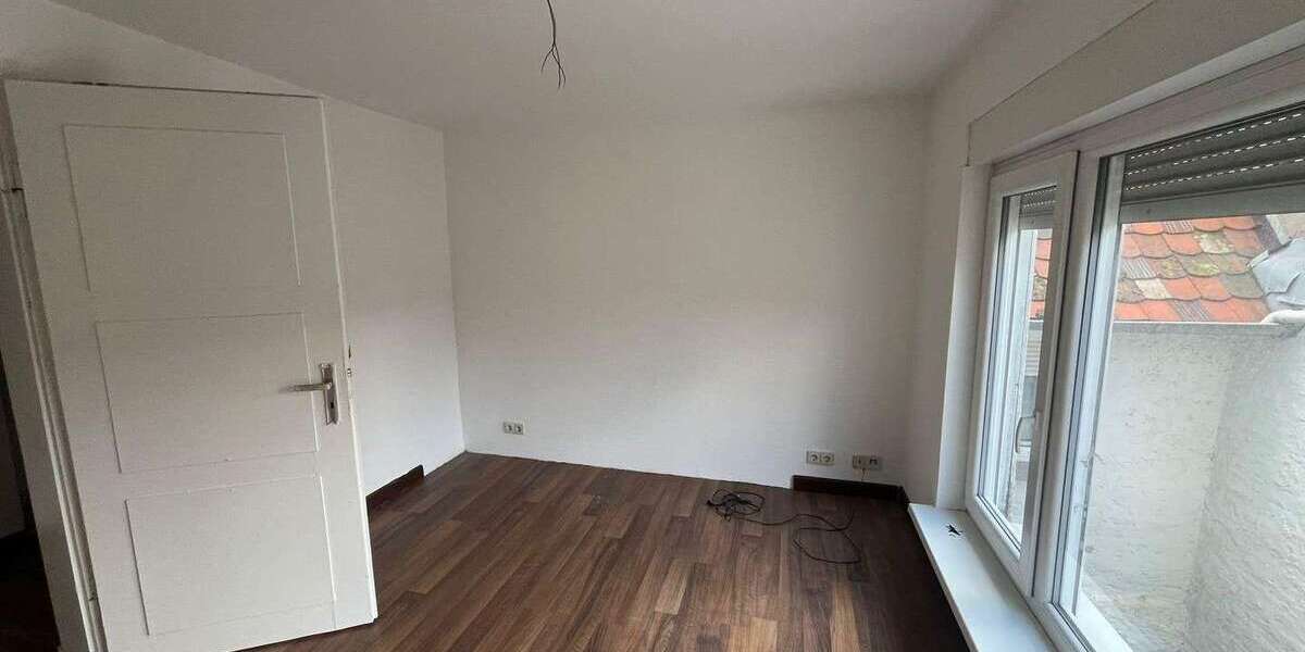 Etagenwohnung Dettenheim Liedolsheim - 5 Zimmer, 140 m&sup2;, 1.250&euro; | Angebot:26521522