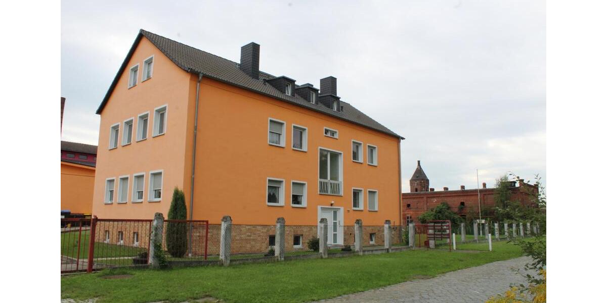Erdgeschoßwohnung Forst (Lausitz) - 3 Zimmer, 107 m&sup2;, 610&euro; | Angebot:25339006