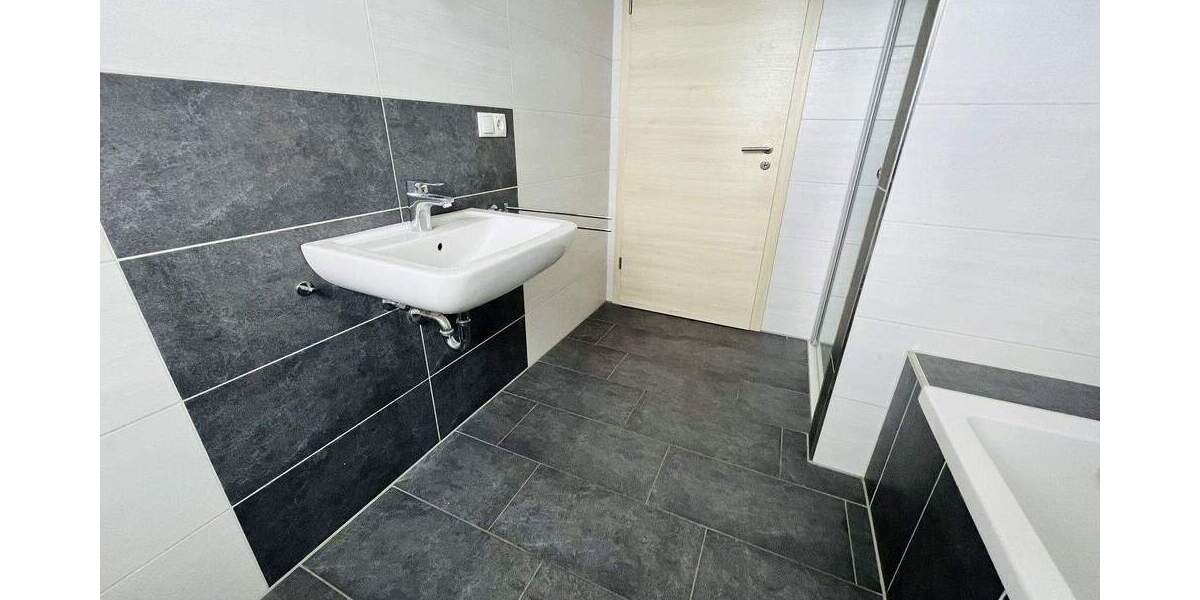 Etagenwohnung Andernach - 3 Zimmer, 98 m&sup2;, 1.180&euro; | Angebot:25094869