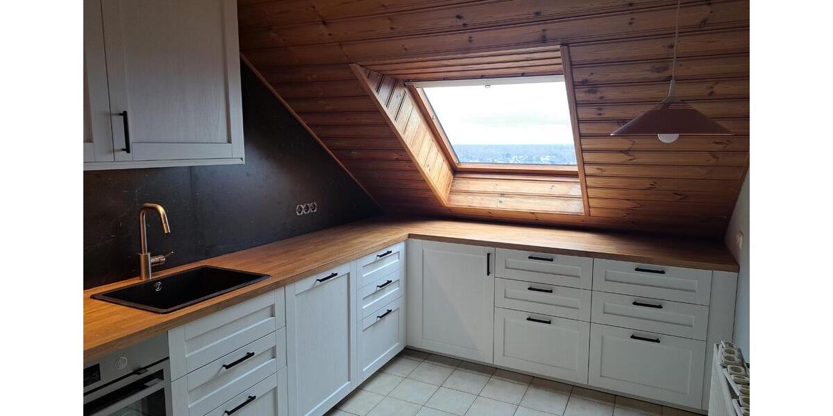 Dachgeschoßwohnung Mainz Laubenheim - 3 Zimmer, 100 m&sup2;, 1.300&euro; | Angebot:25619947