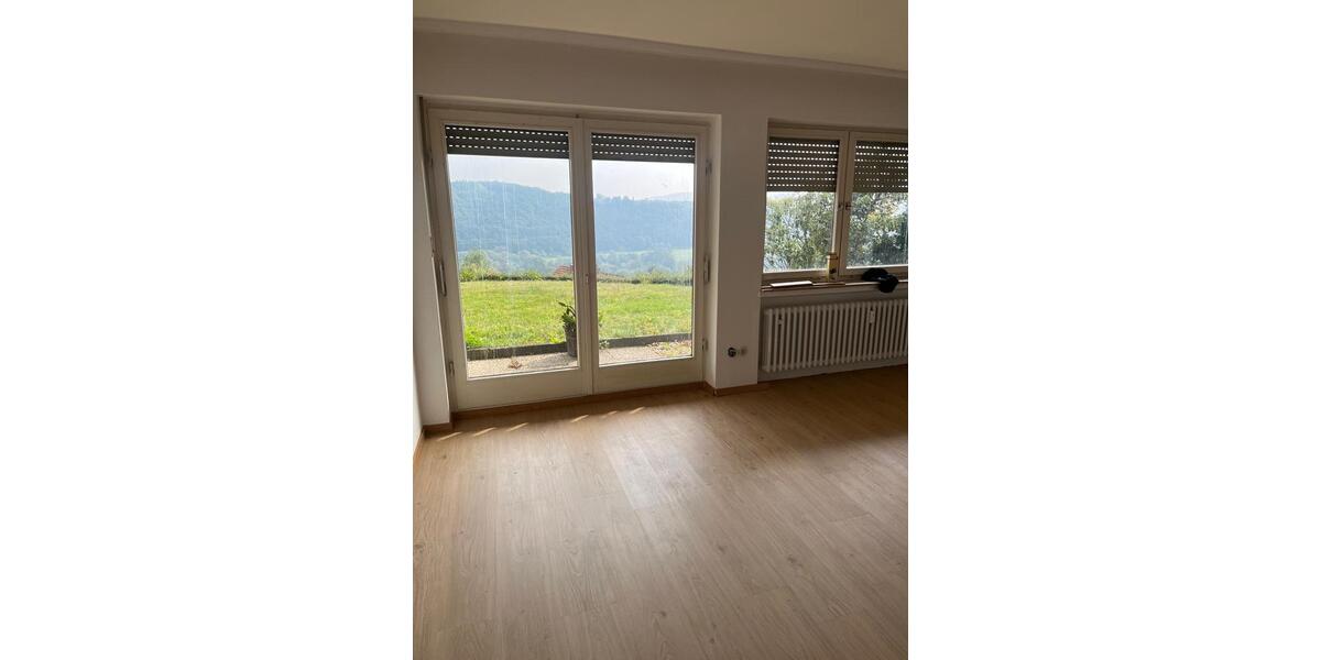 Erdgeschoßwohnung Bad Hersfeld - 2.5 Zimmer, 65 m&sup2;, 600&euro; | Angebot:26049647