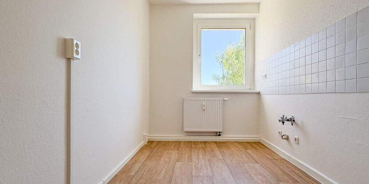 Etagenwohnung Glauchau - 4 Zimmer, 71 m&sup2;, 389&euro; | Angebot:25739825