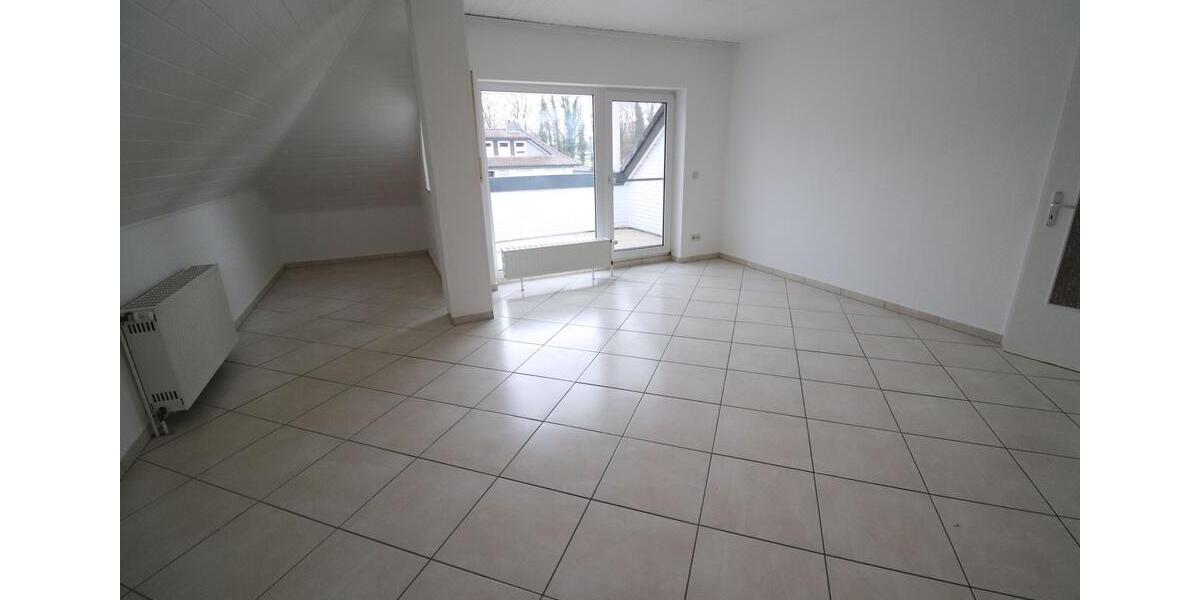 Dachgeschoßwohnung Bad Rothenfelde - 3 Zimmer, 87 m&sup2;, 762&euro; | Angebot:25974455