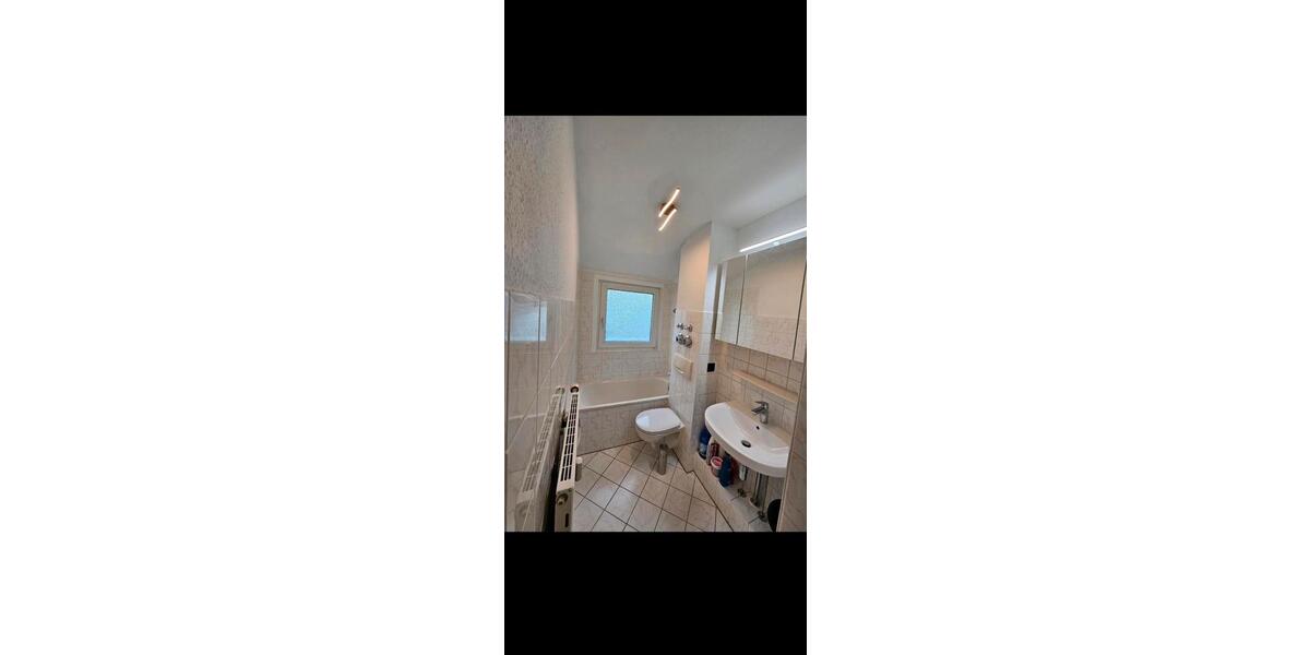 Etagenwohnung Bremen Blumenthal - 3 Zimmer, 15 m&sup2;, 450&euro; | Angebot:26678833