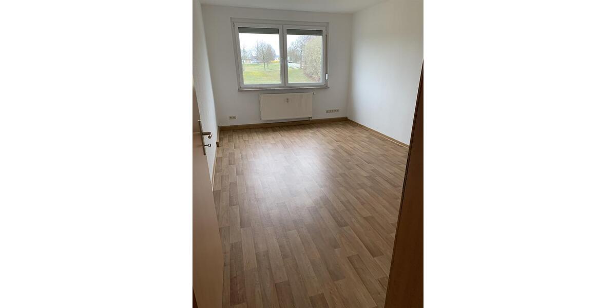 Erdgeschoßwohnung Kamenz - 3 Zimmer, 61 m&sup2;, 425&euro; | Angebot:25058155