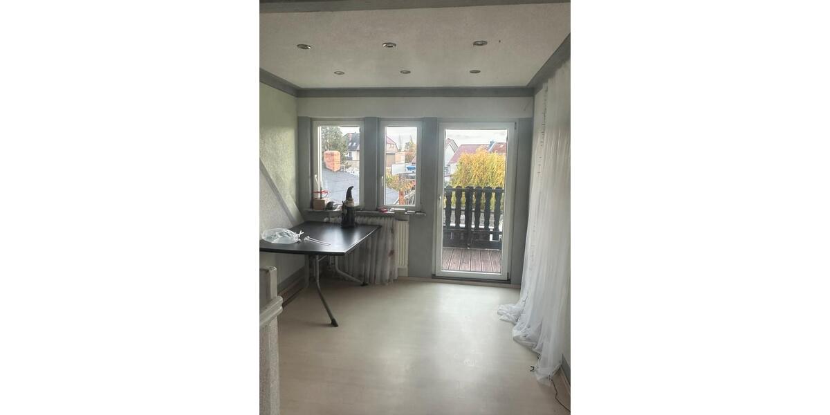 Dachgeschoßwohnung Hecklingen - 4 Zimmer, 115 m&sup2;, 850&euro; | Angebot:25960414