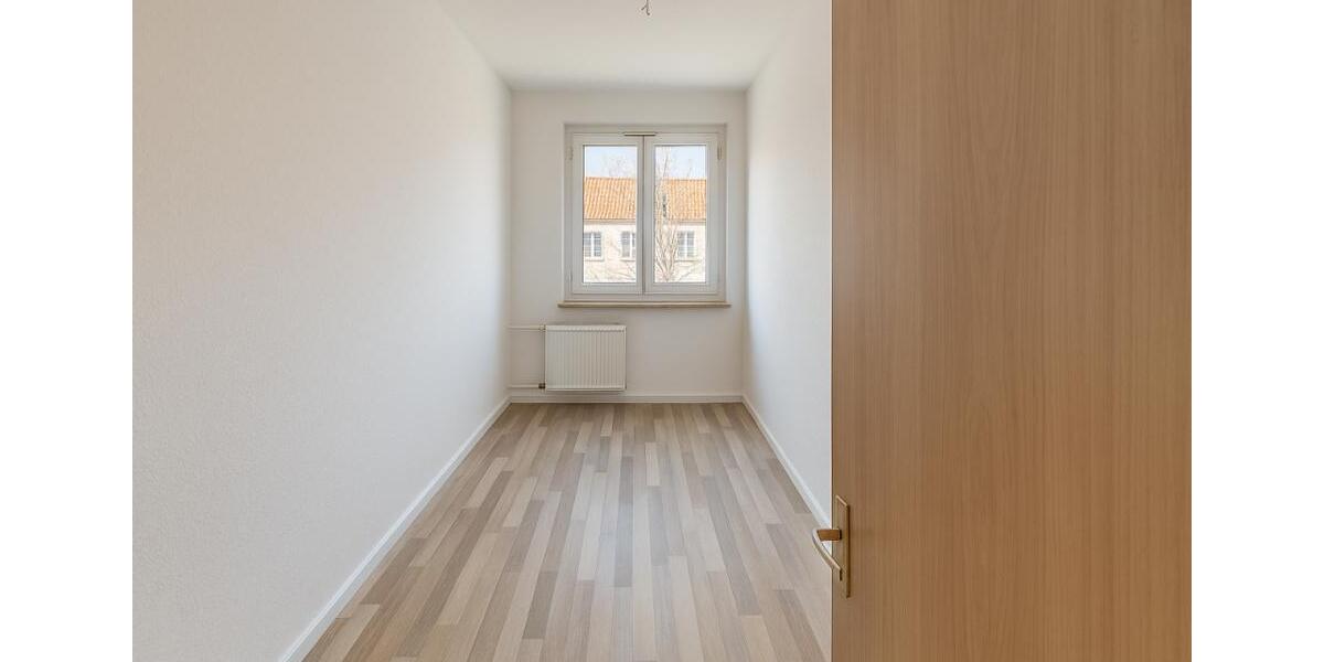 Erdgeschoßwohnung Chemnitz - 2 Zimmer, 47 m&sup2;, 261&euro; | Angebot:26692806