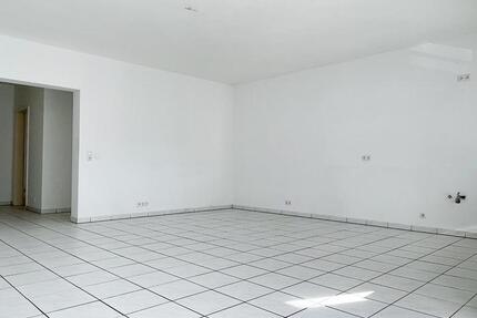Wohnung Wächtersbach - 2 Zimmer, 75 m&sup2;, 775&euro; | Angebot:26415813
