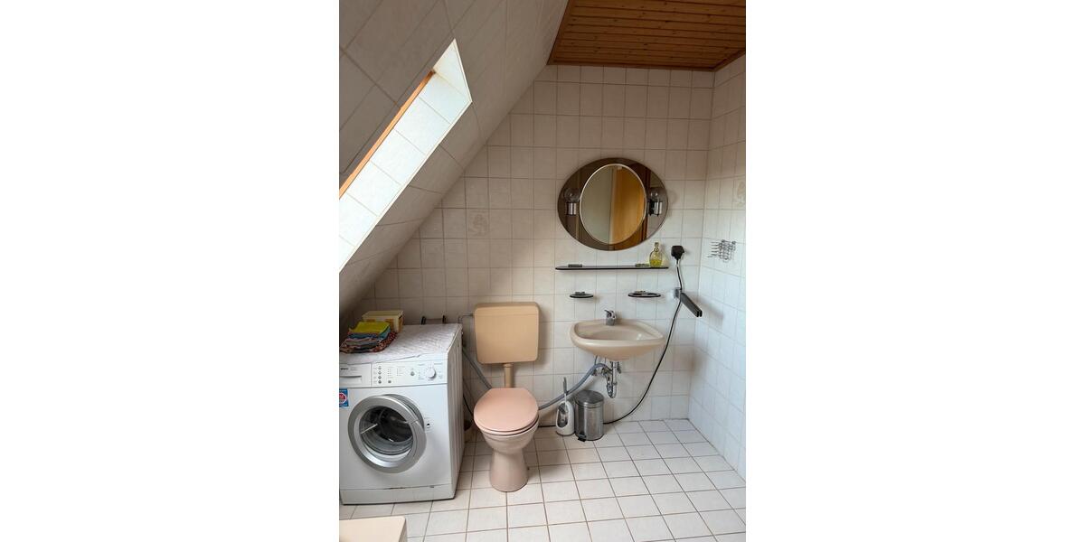 Wohnen auf Zeit Korbach - 4 Zimmer, 85 m&sup2;, 20&euro; | Angebot:22925996