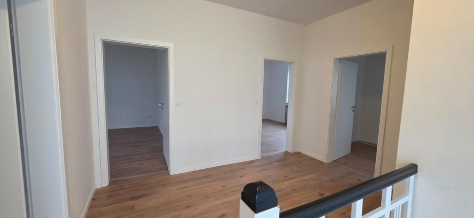 Einfamilienhaus Melle - 6 Zimmer, 175 m&sup2;, 1.750&euro; | Angebot:24866782