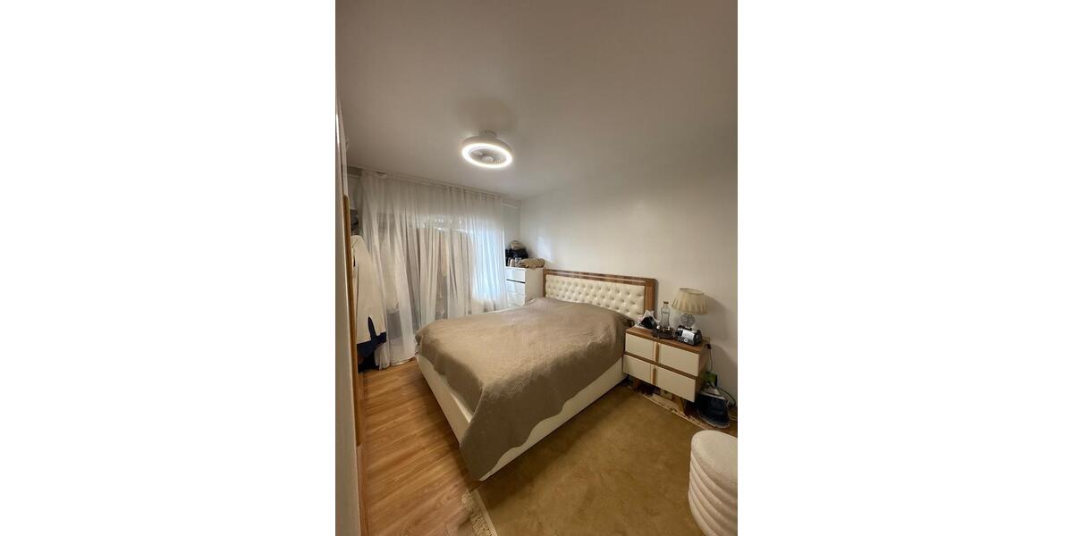 Etagenwohnung Offenbach am Main Bürgel - 3 Zimmer, 95 m&sup2;, 1.492&euro; | Angebot:26582675