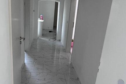 Wohnung Mönchengladbach - 3 Zimmer, 115 m&sup2;, 1.035&euro; | Angebot:25205234