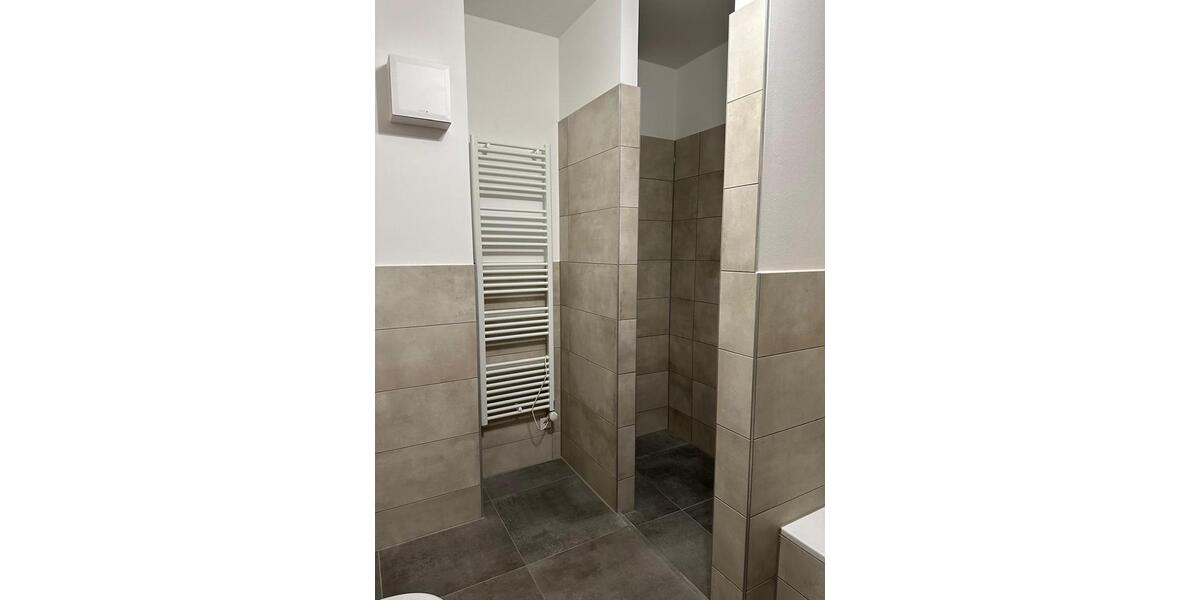 Dachgeschoßwohnung Altötting - 3 Zimmer, 100 m&sup2;, 1.200&euro; | Angebot:24477723