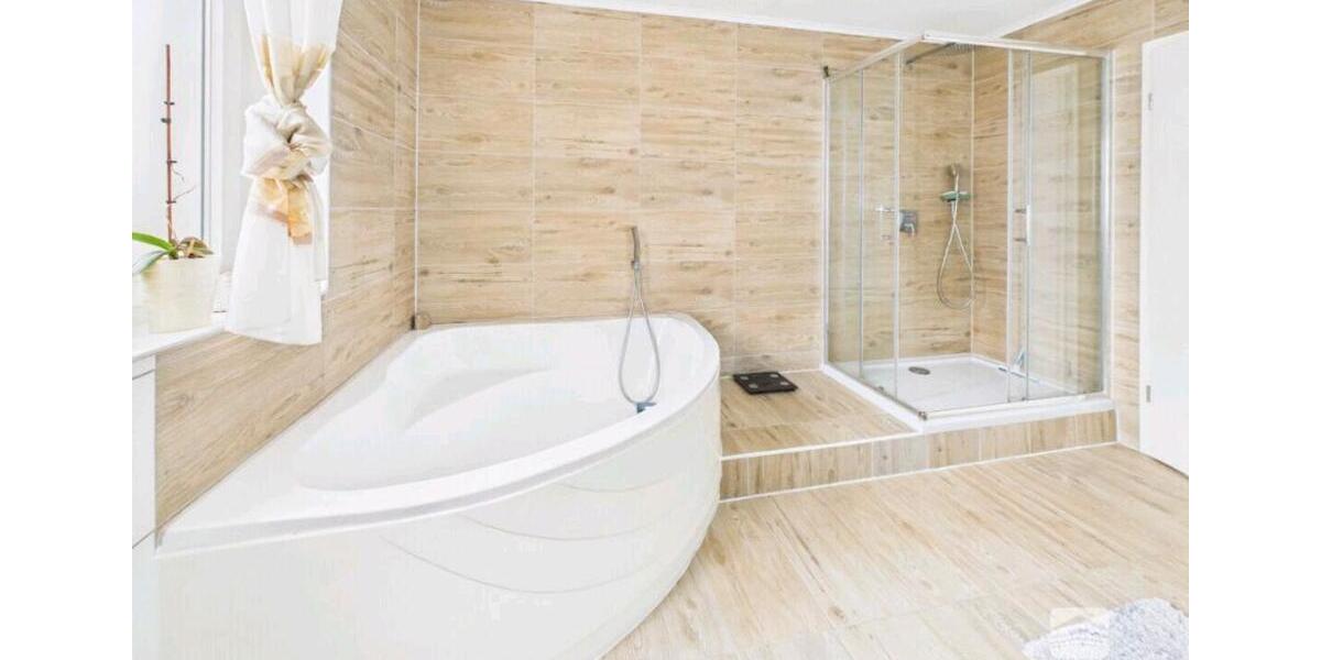 Etagenwohnung Heinsberg - 3 Zimmer, 135 m&sup2;, 1.100&euro; | Angebot:26283847