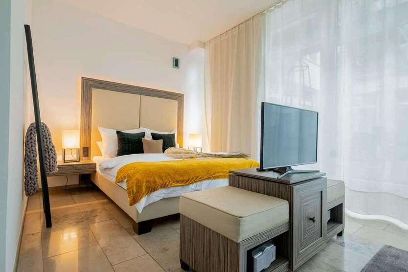 Wohnen auf Zeit in Düsseldorf 1.710 € 1 zimmer