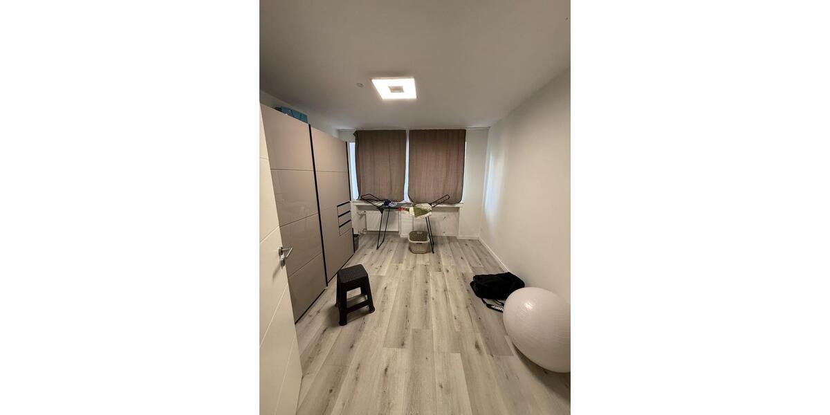 Etagenwohnung Wesel Bislich - 4 Zimmer, 92 m&sup2;, 900&euro; | Angebot:26024004