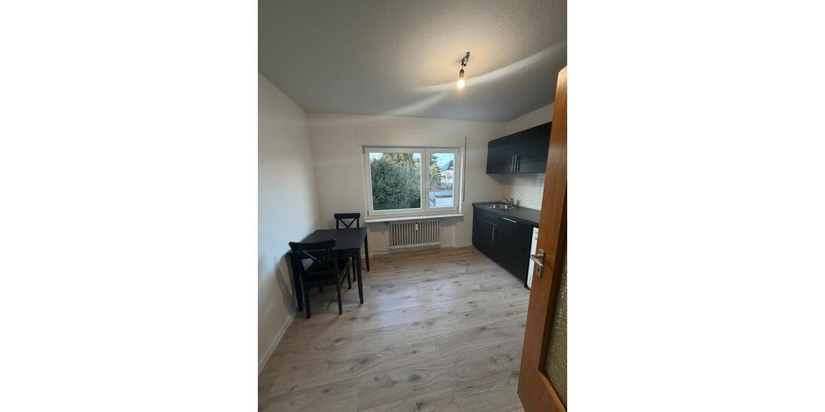 Etagenwohnung Flörsheim am Main - 3 Zimmer, 90 m&sup2;, 1.150&euro; | Angebot:25146078