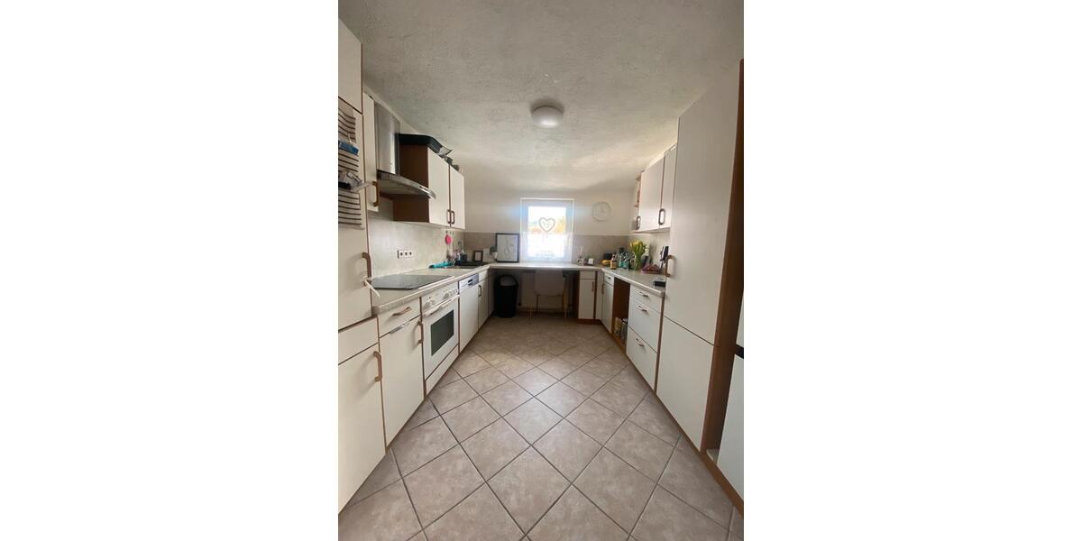 Dachgeschoßwohnung Gaildorf - 3.5 Zimmer, 90 m&sup2;, 1.100&euro; | Angebot:26581379
