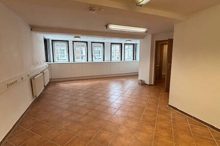 Gewerbeobjekt Alsfeld - 1 Zimmer, 500&euro; | Angebot:25691367