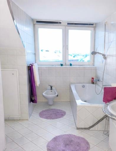 Dachgeschoßwohnung Nürnberg Herrnhütte - 3 Zimmer, 96 m&sup2;, 1.200&euro; | Angebot:26050498