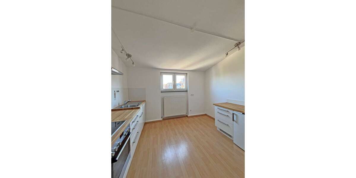 Etagenwohnung Kaiserslautern Betzenberg - 2 Zimmer, 85 m&sup2;, 600&euro; | Angebot:26680397