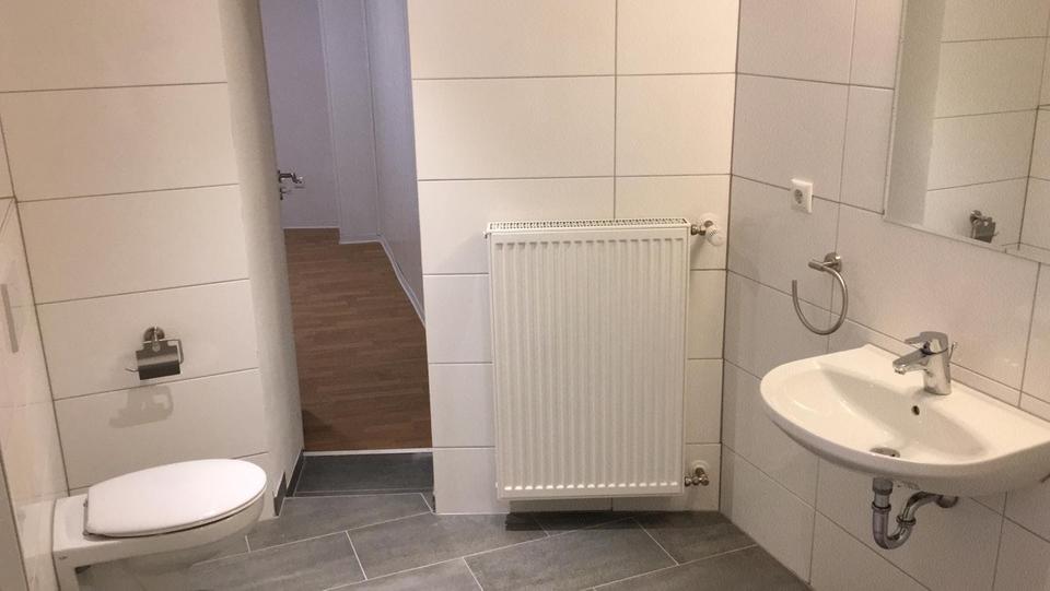 Einfamilienhaus Bingen am Rhein - 8 Zimmer, 205 m&sup2;, 2.200&euro; | Angebot:25818910