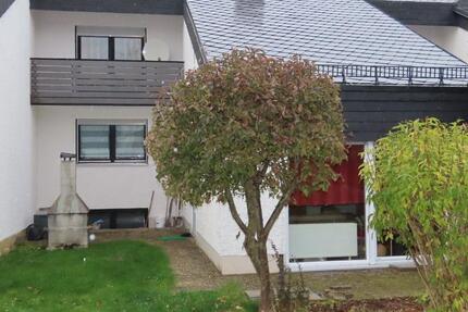 Haus Marktredwitz - 5 Zimmer, 140 m&sup2;, 1.000&euro; | Angebot:26101611