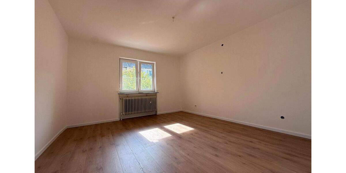 Etagenwohnung Neunkirchen Kohlhof - 3 Zimmer, 83 m&sup2;, 850&euro; | Angebot:24506485