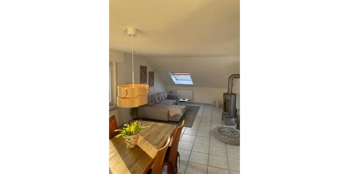 Dachgeschoßwohnung Arnsberg - 2 Zimmer, 95 m&sup2;, 1.100&euro; | Angebot:24355558