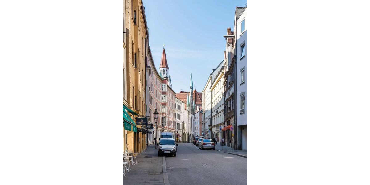 Erdgeschoßwohnung München Altstadt-Lehel - 3 Zimmer, 137 m&sup2;, 3.990&euro; | Angebot:26649880