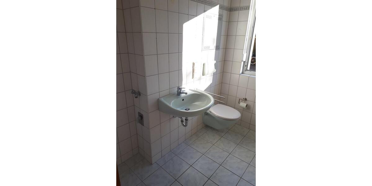 Etagenwohnung Burgstädt - 2 Zimmer, 52 m&sup2;, 340&euro; | Angebot:26011090