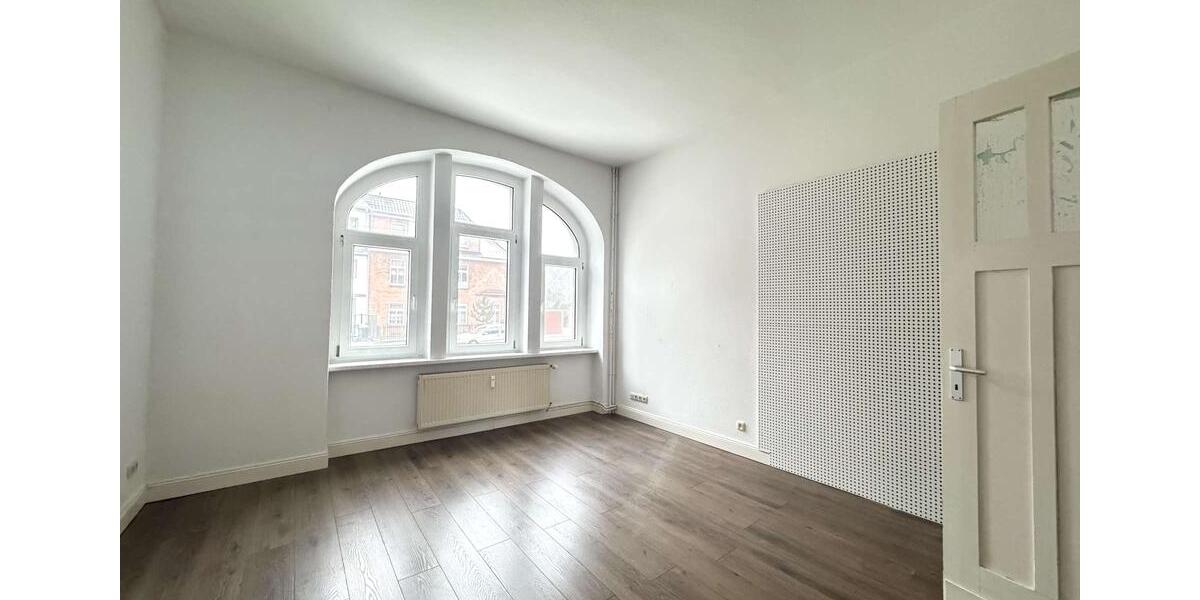 Hochparterre Schwerin - 4 Zimmer, 100 m&sup2;, 850&euro; | Angebot:24827383