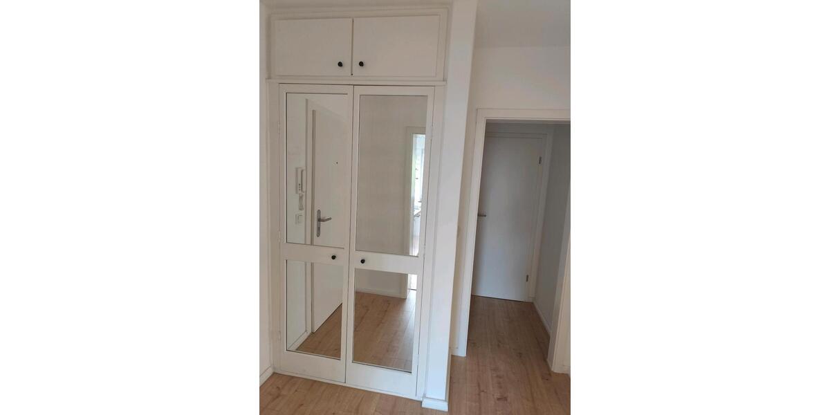 Erdgeschoßwohnung Wuppertal Gemarkung Elberfeld - 3 Zimmer, 84 m&sup2;, 1.250&euro; | Angebot:26554332
