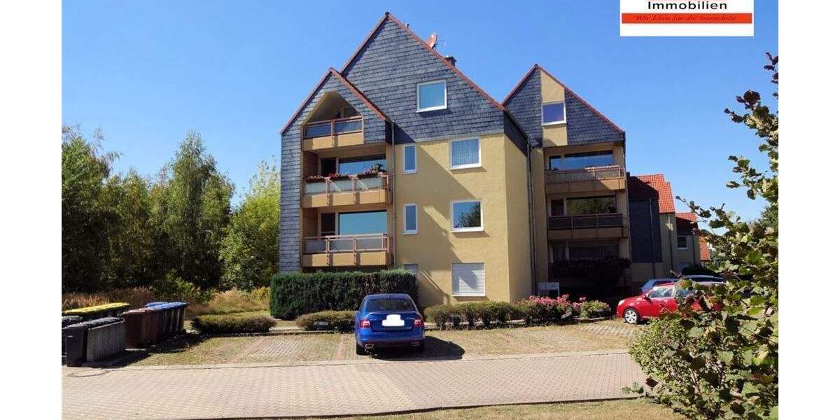 2-Zimmer-Dachgeschosswohnung mit Balkon und PKW-Stellplatz 2 zimmer