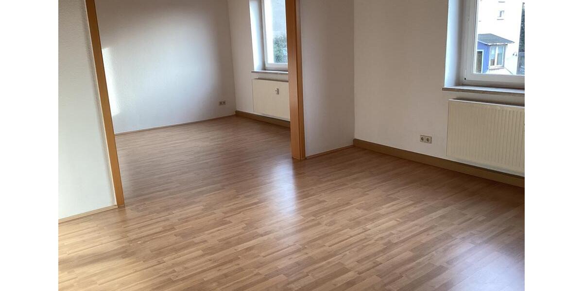 Etagenwohnung Oederan - 3 Zimmer, 95 m&sup2;, 522&euro; | Angebot:25349214